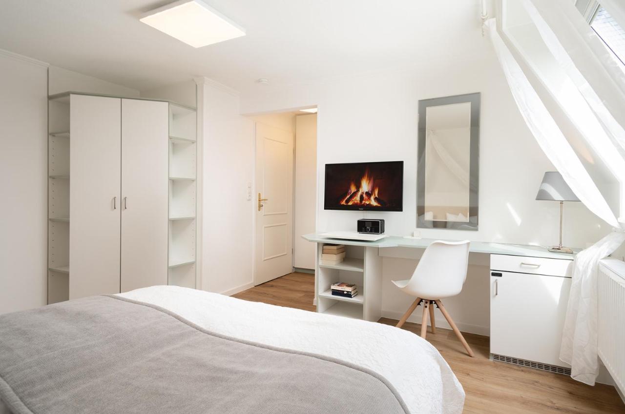 בורקום Hotel Haus Am Park מראה חיצוני תמונה